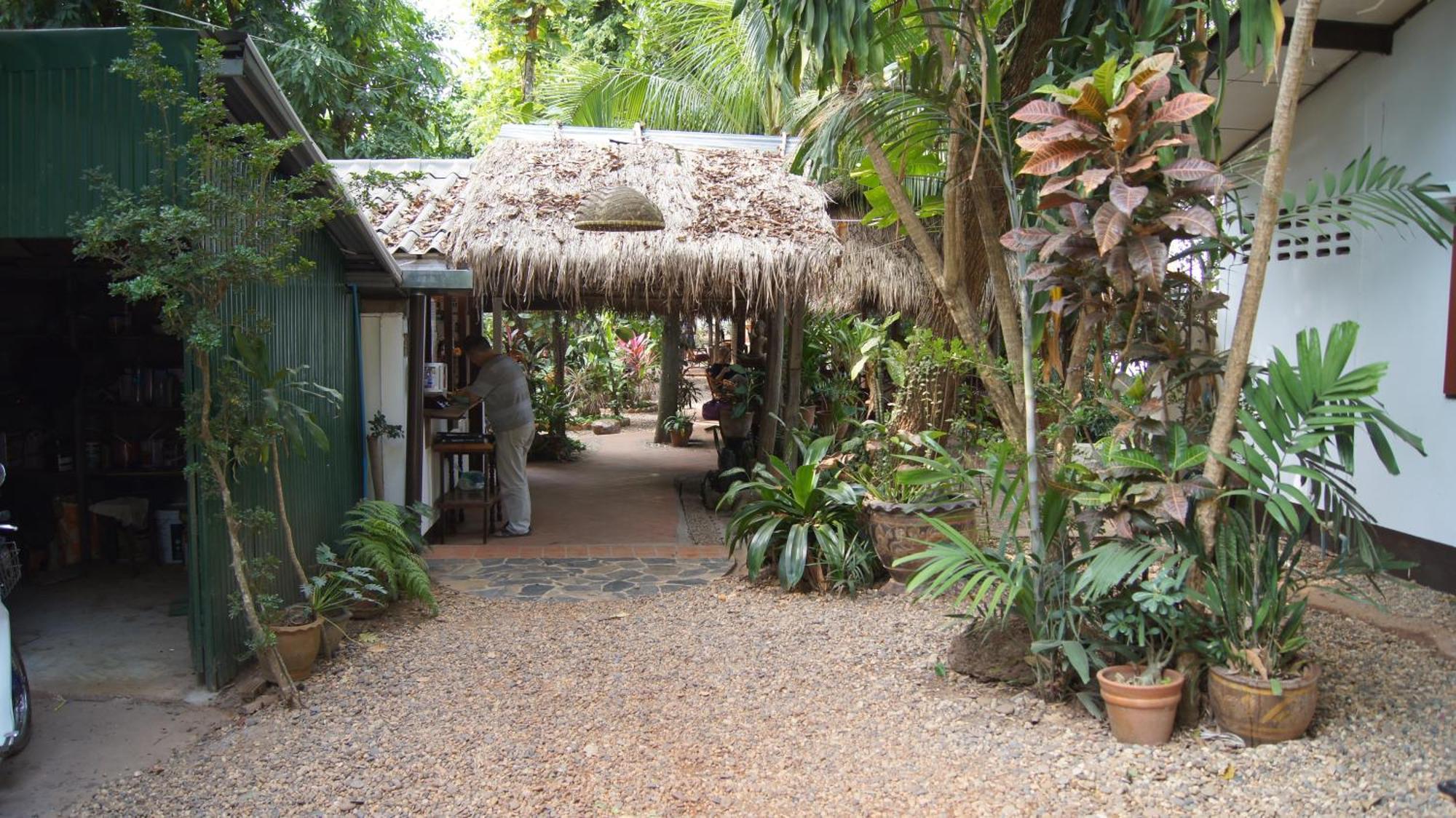Mut Mee Garden Guest House Nong Khai Esterno foto