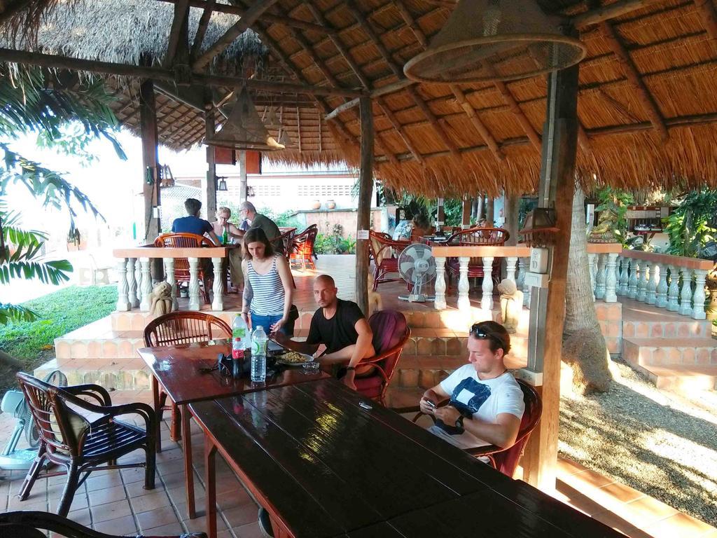Mut Mee Garden Guest House Nong Khai Esterno foto