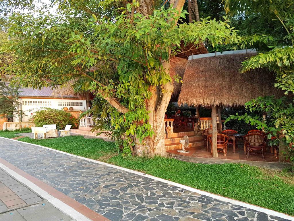 Mut Mee Garden Guest House Nong Khai Esterno foto