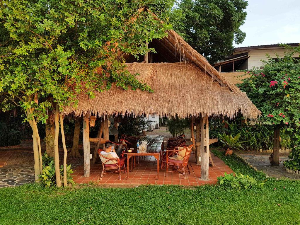 Mut Mee Garden Guest House Nong Khai Esterno foto