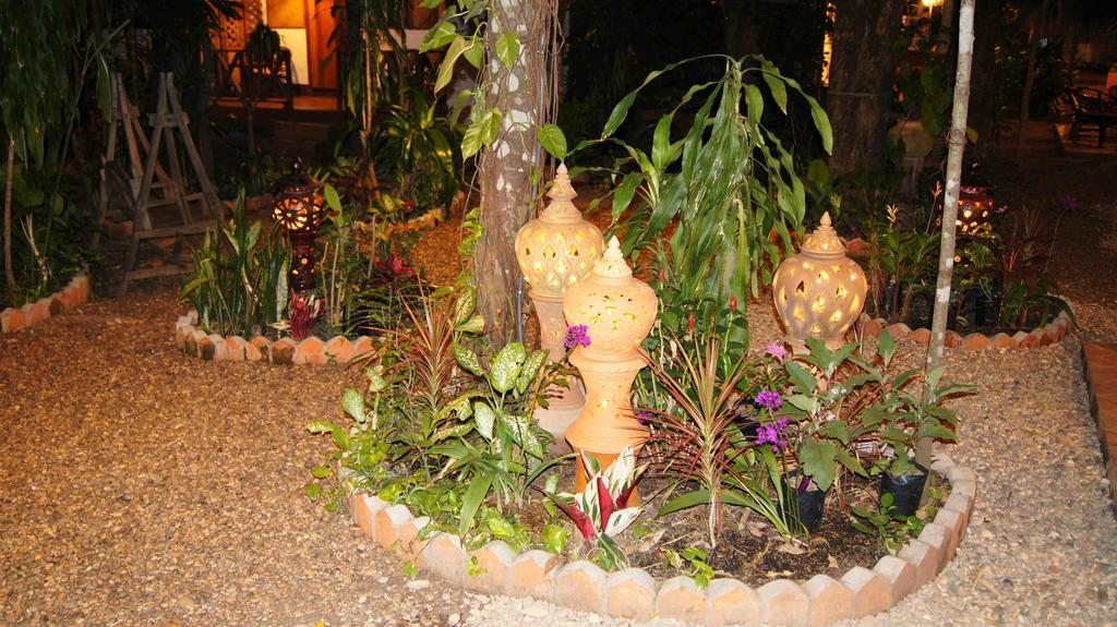 Mut Mee Garden Guest House Nong Khai Esterno foto