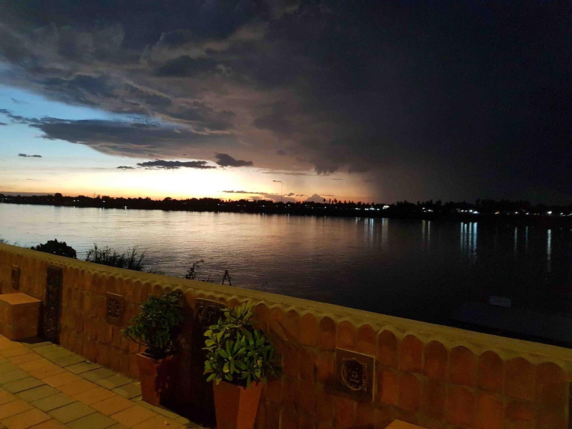 Mut Mee Garden Guest House Nong Khai Esterno foto