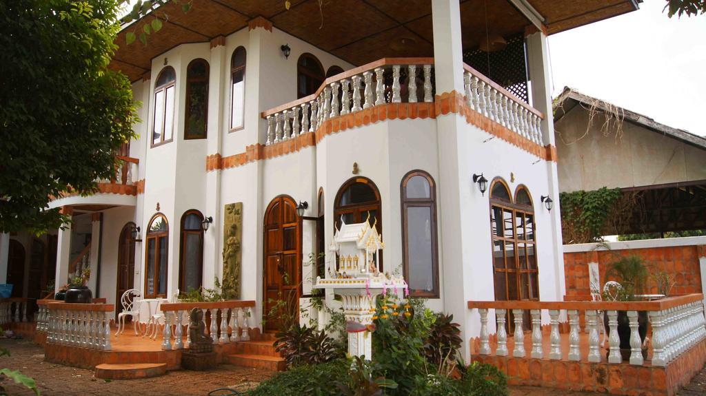 Mut Mee Garden Guest House Nong Khai Esterno foto