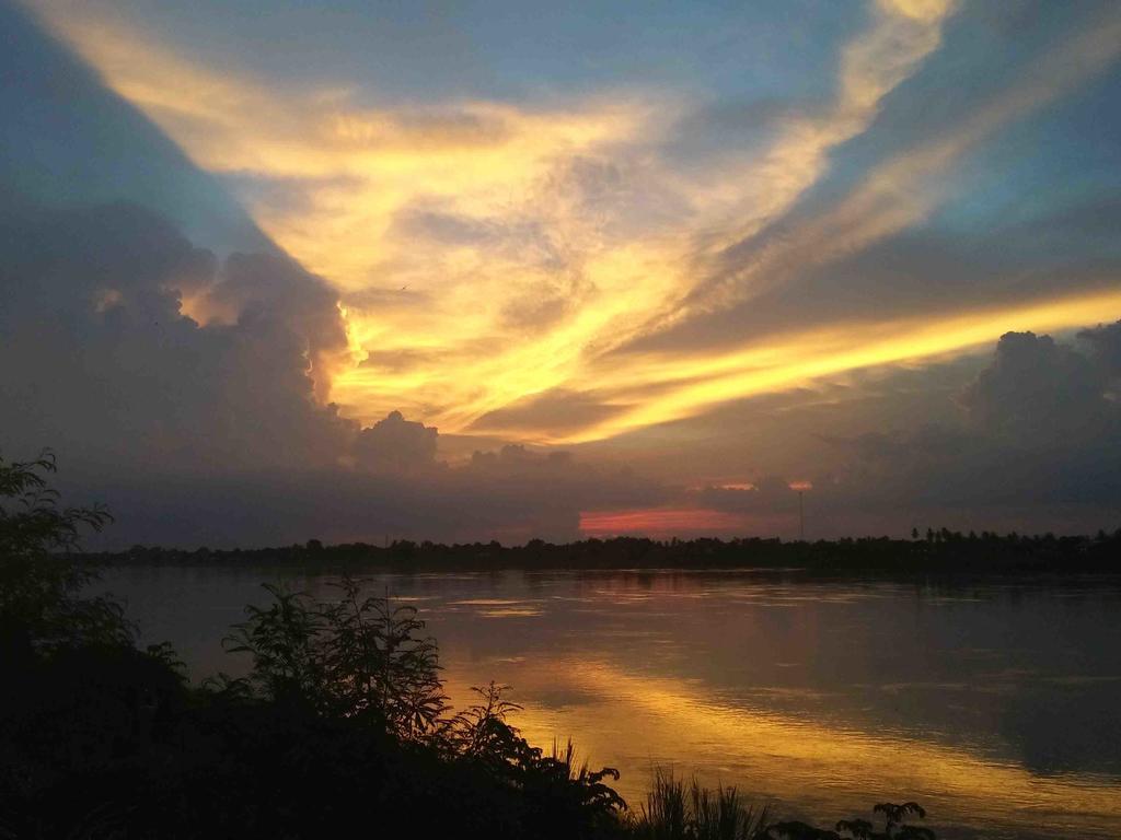 Mut Mee Garden Guest House Nong Khai Esterno foto