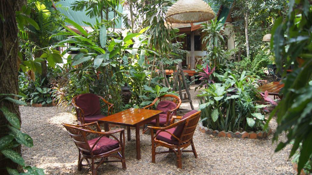 Mut Mee Garden Guest House Nong Khai Esterno foto